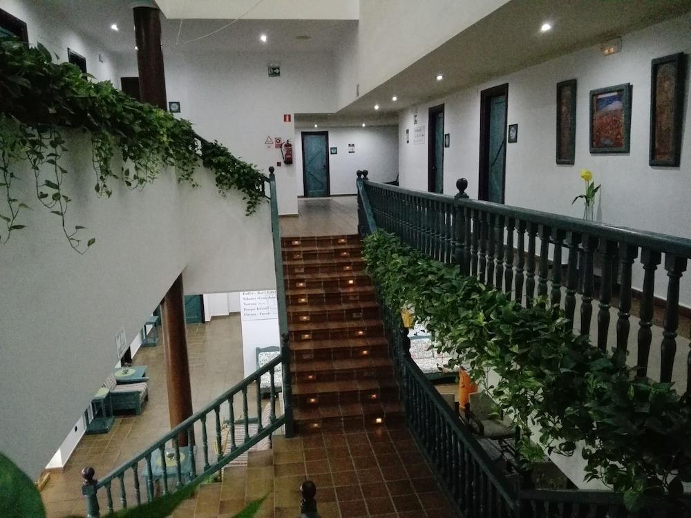 阿尔马格罗酒店 阿尔玛格鲁 外观 照片